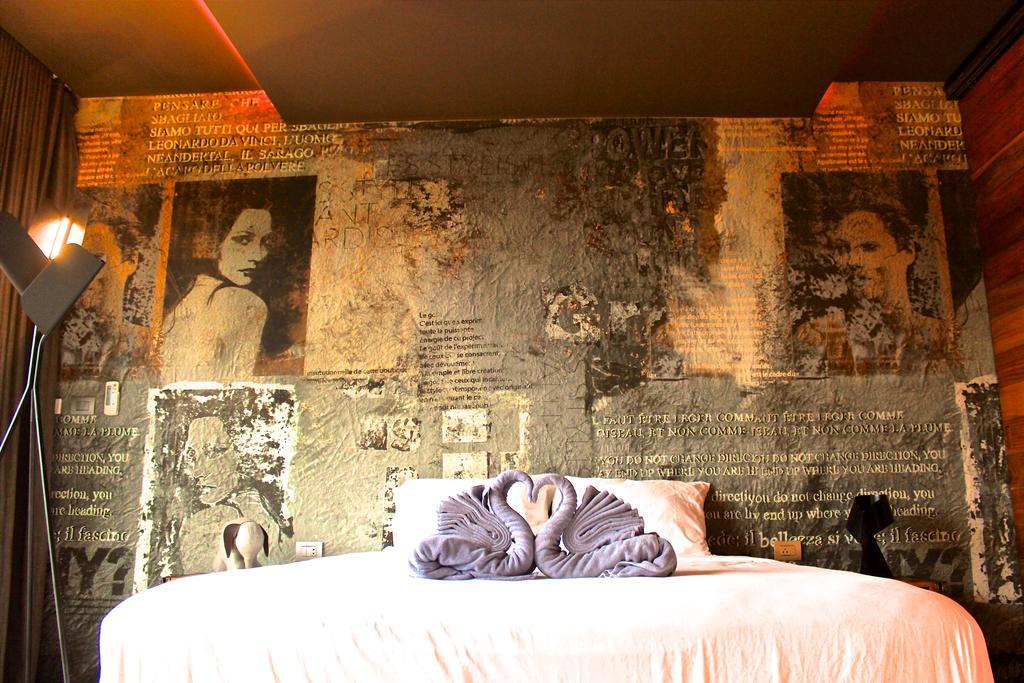 Little Paris Phuket Apartment Exterior photo