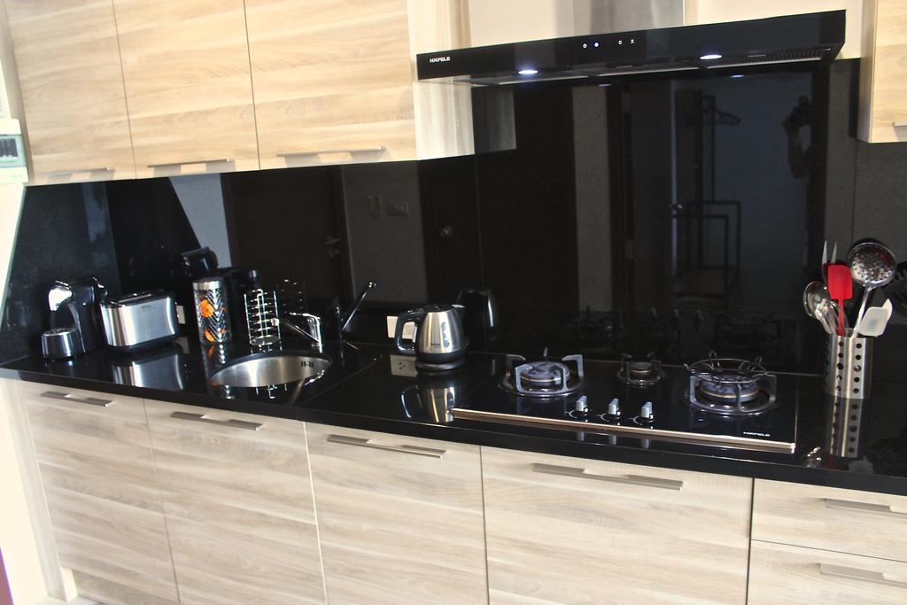 Little Paris Phuket Apartment Exterior photo